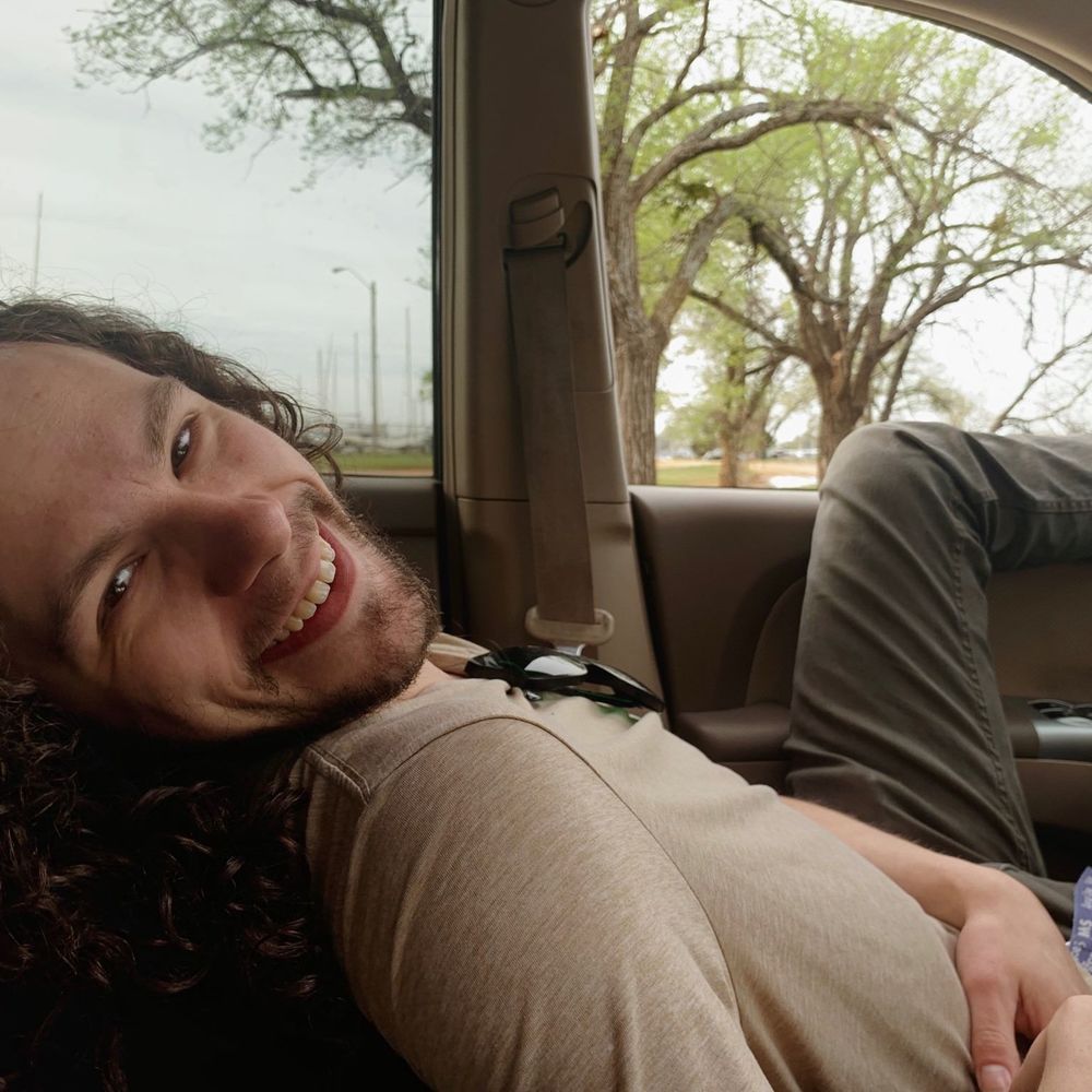 Meet your Posher, Grant